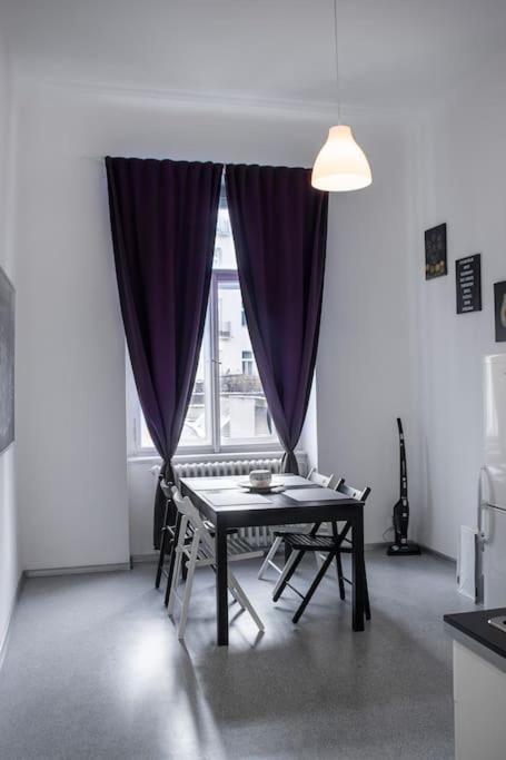 Prince Matyas Apartment Prague Exterior photo
